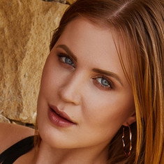 Angelina Robihood