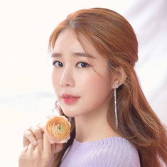 Yoo In-na