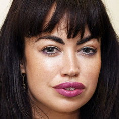 Aura Dione