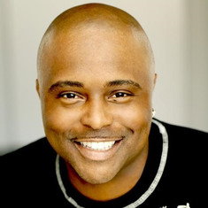 Alex Thomas