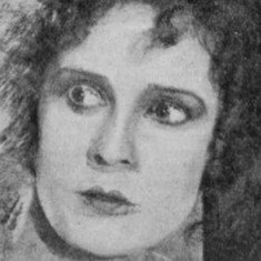 Asya Dodonova