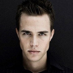 Chris Olivero
