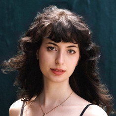 Tess Nealon Raskin