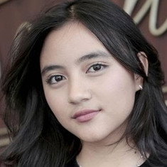 Nayla D. Purnama