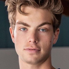 Oliver Carter