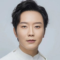 Yugang Li