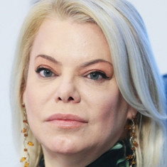Yana Poplavskaya