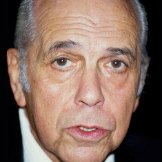 Robert Manuel