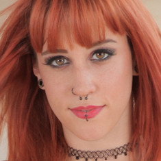 Lilyan Red