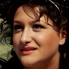 Mina Houghe