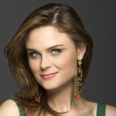 Emily Deschanel