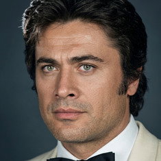 Cüneyt Arkın