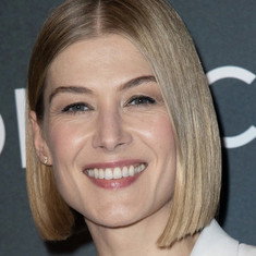 Rosamund Pike