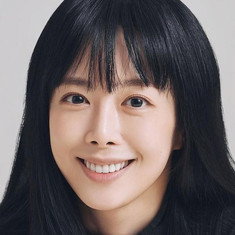 Shin Ji-soo