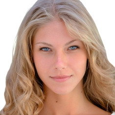 Anjelica Hanson