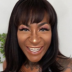 Josy Black