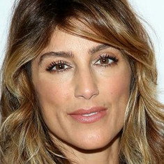 Jennifer Esposito