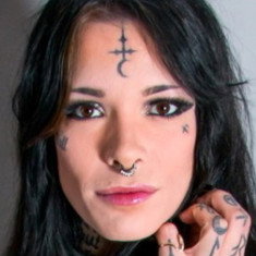 Amy Nosferatu
